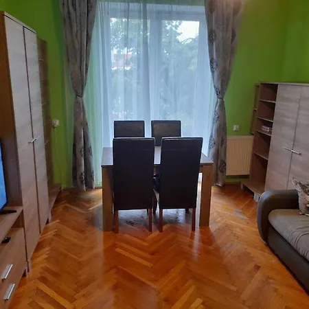 Mieszkanie Warszawska 5 *
